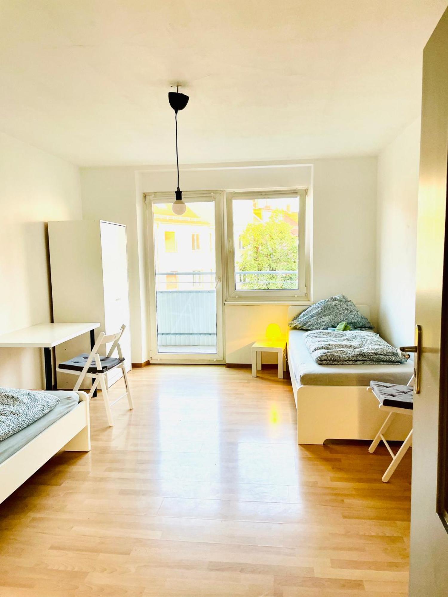 Balkon, Highspeed Wlan, Fuer 4 Personen * Nürnberg